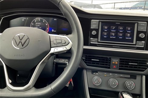 Used 2024 Volkswagen Jetta S image 18