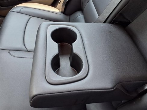 Used 2022 Chevrolet Malibu LT w/ Leather Package image 9