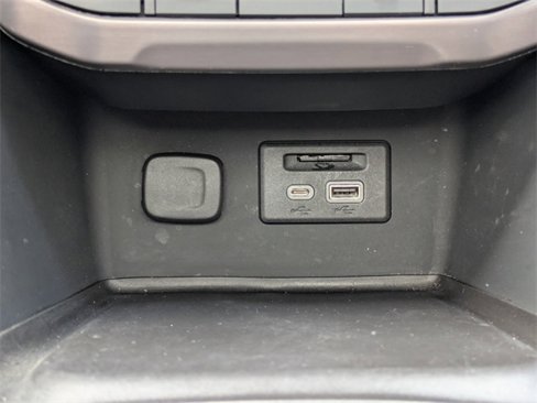 Used 2022 GMC Acadia AT4 w/ Technology Package image 25