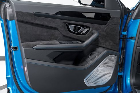 Used 2023 Lamborghini Urus S image 9