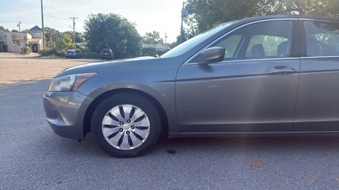 Used 2010 Honda Accord LX image 4