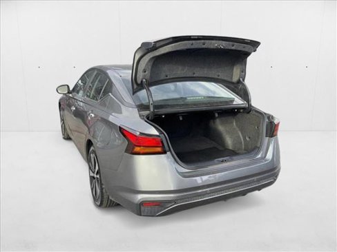 Used 2022 Nissan Altima 2.5 SV image 13