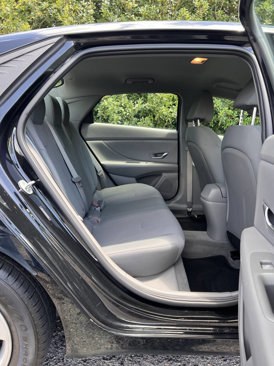 Used 2021 Hyundai Elantra SE image 18