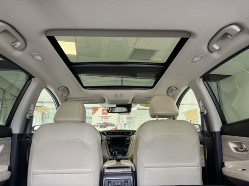 Used 2021 Nissan Murano SL image 10