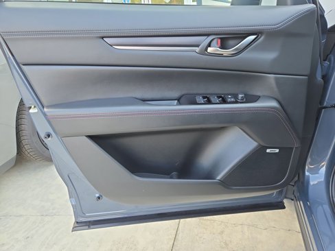 Used 2024 MAZDA CX-5 Carbon Edition image 12