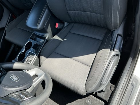 Used 2022 Kia Sportage LX image 61