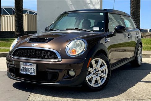 Used 2011 MINI Cooper Clubman S image 1