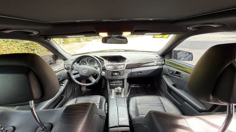 Used 2010 Mercedes-Benz E 63 AMG Sedan image 29