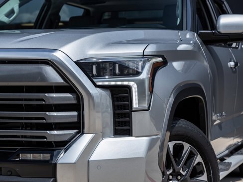 Used 2023 Toyota Tundra Limited image 15