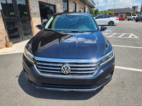 Used 2022 Volkswagen Passat 2.0T SE image 8