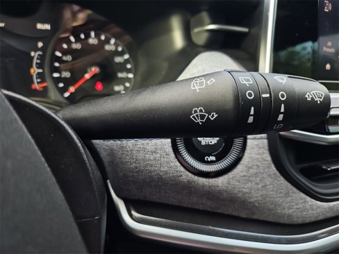 New 2025 Jeep Compass Latitude image 28