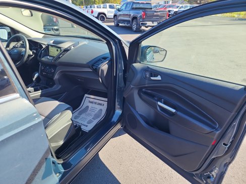 Used 2019 Ford Escape SE image 31