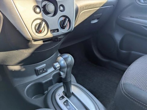 Used 2017 Nissan Versa SV image 18