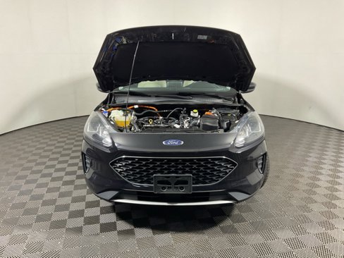Used 2021 Ford Escape SE image 5