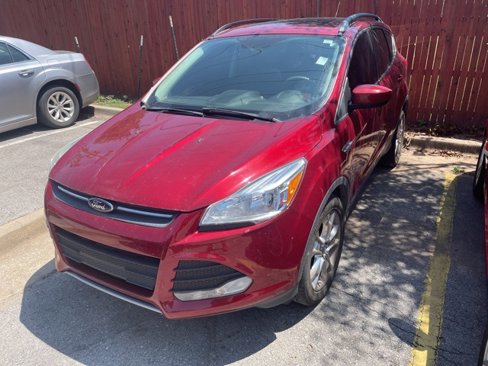 Used 2015 Ford Escape SE w/ Equipment Group 201A image 2