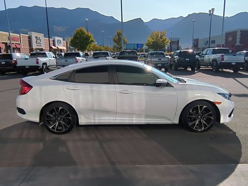 Used 2020 Honda Civic Sport image 2