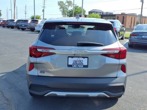 Used 2023 Kia Seltos LX image 25