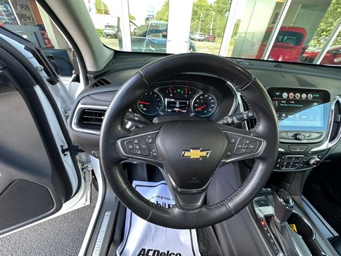 Used 2018 Chevrolet Equinox Premier image 19