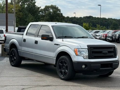 Used 2014 Ford F150 XLT w/ Equipment Group 302A Luxury image 32