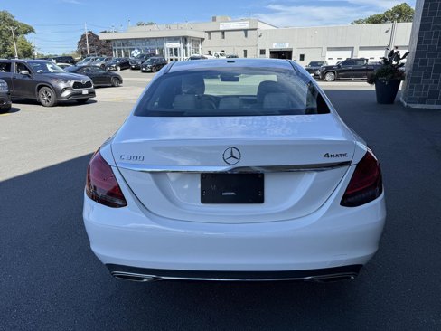 Used 2019 Mercedes-Benz C 300 4MATIC Sedan image 4