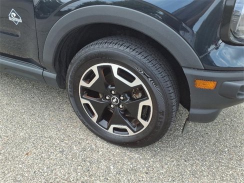 Used 2022 Ford Bronco Sport Outer Banks w/ Tech Package image 4