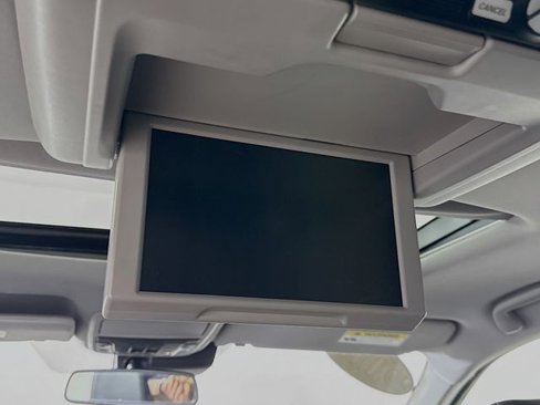 Used 2018 Honda Pilot Elite image 26