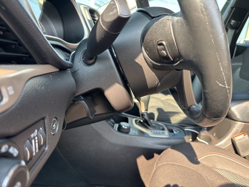 Used 2016 Jeep Cherokee 75th Anniversary image 48