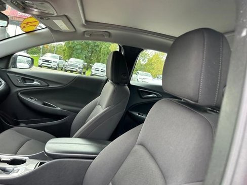 Used 2024 Chevrolet Malibu LT image 12