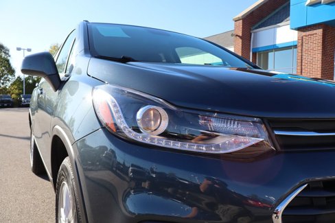 Used 2022 Chevrolet Trax LT w/ LT Convenience Package image 3