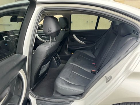 Used 2013 BMW 320i xDrive Sedan image 22