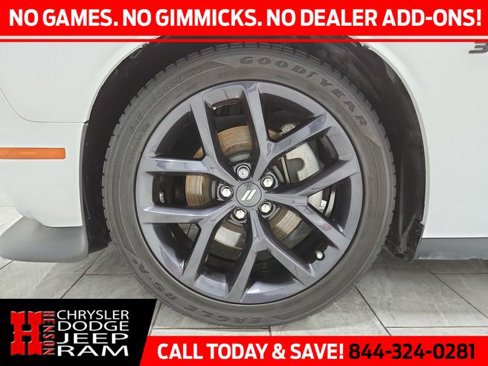 Used 2023 Dodge Challenger R/T w/ Blacktop Package image 33