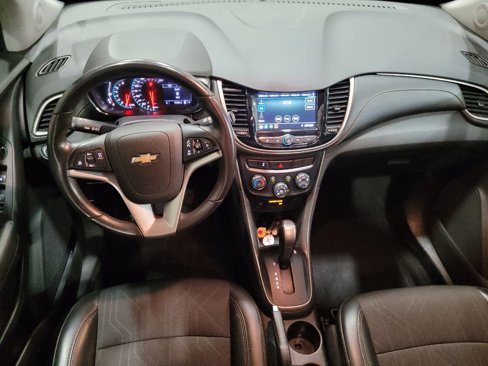 Used 2019 Chevrolet Trax LT w/ LT Convenience Package image 22