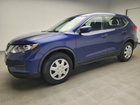 Used 2017 Nissan Rogue S image 2