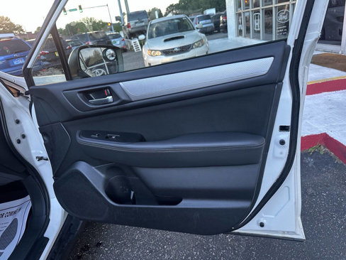 Used 2015 Subaru Outback 2.5i Premium image 13