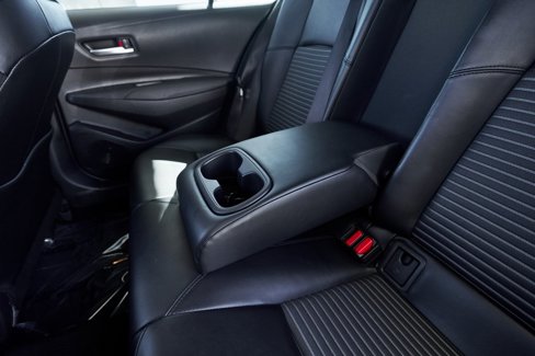 Used 2020 Toyota Corolla XSE image 30