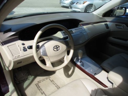 Used 2009 Toyota Avalon XLS image 14