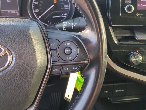 Used 2021 Toyota Camry SE image 19