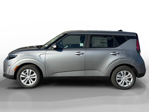 New 2025 Kia Soul LX image 2
