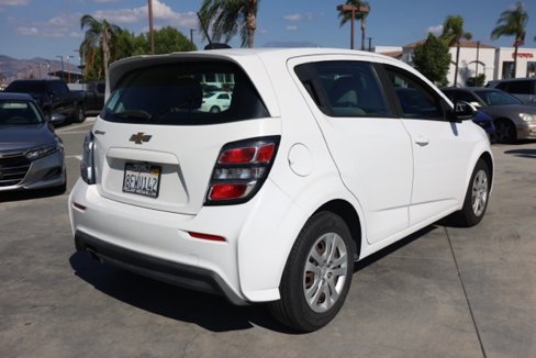 Used 2017 Chevrolet Sonic LT image 4