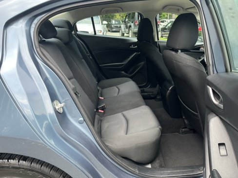 Used 2015 MAZDA MAZDA3 i Sport image 22