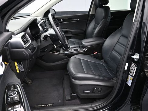 Used 2016 Kia Sorento EX image 42