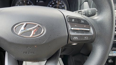 Used 2023 Hyundai Kona SEL image 27