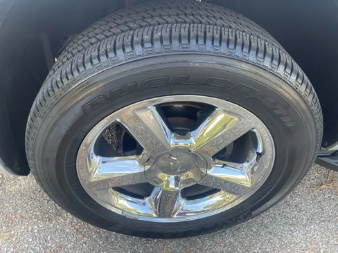 Used 2013 Chevrolet Tahoe LTZ image 9