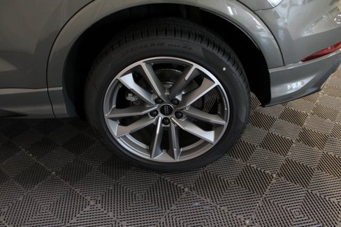 New 2025 Audi Q3 2.0T Premium image 24