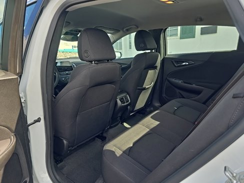 Used 2024 Chevrolet Malibu LT image 17