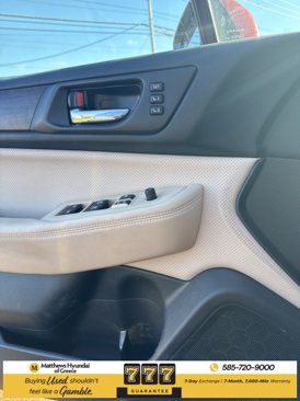 Used 2017 Subaru Outback 2.5i Limited image 9