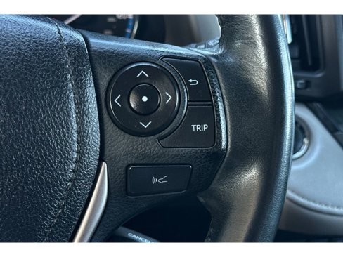Used 2016 Toyota RAV4 Limited image 25