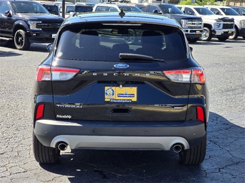 Used 2020 Ford Escape Titanium w/ Titanium Premium Package 2.0 image 24