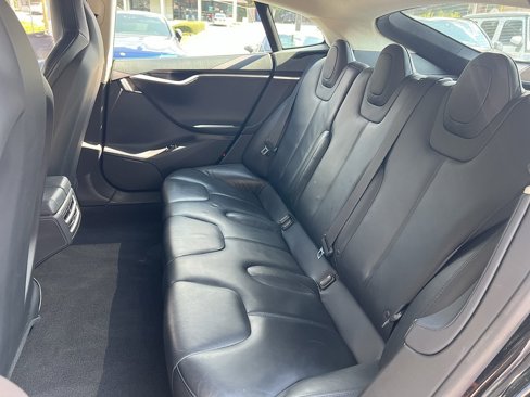 Used 2014 Tesla Model S P85 image 23