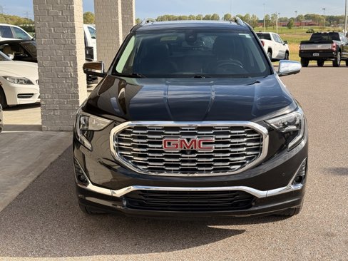 Used 2019 GMC Terrain Denali w/ Advanced Safety Package image 12
